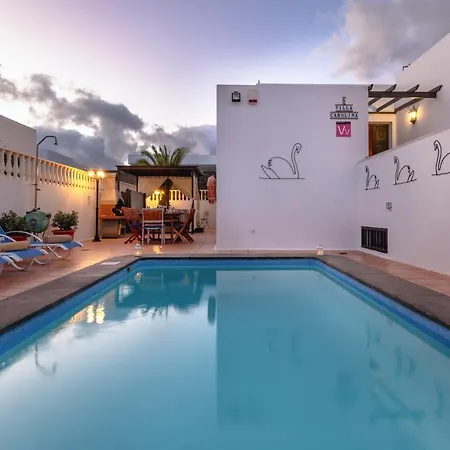 Carolina Villa *