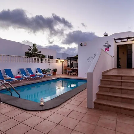 Villa Carolina Tías