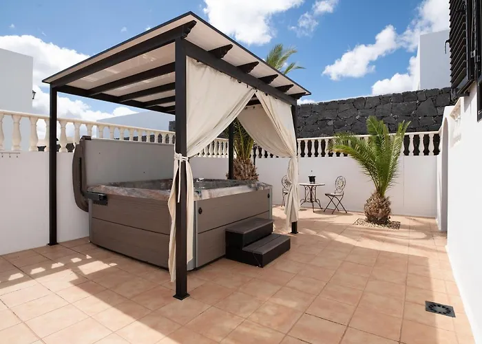 Villa Carolina Tías